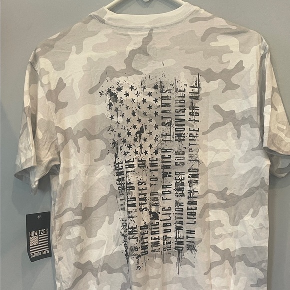 Grey and white Camouflage Graphic T-Shirt howitzer brand medium new with tags - Picture 5 of 5